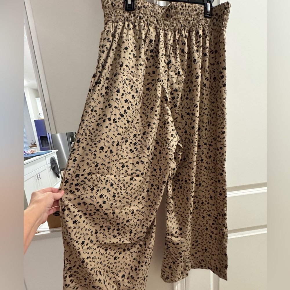 SHEIN Tan and Black Floral Pants-wide leg pants